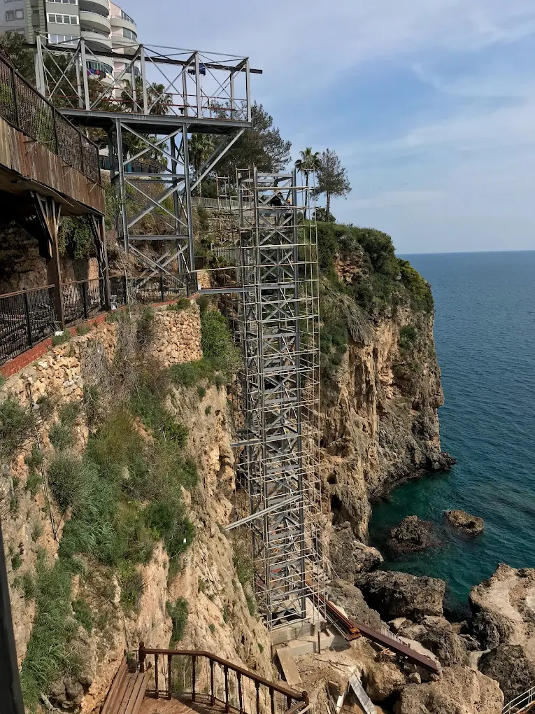 Asansör Kulesi Çelik Konstrüksiyon